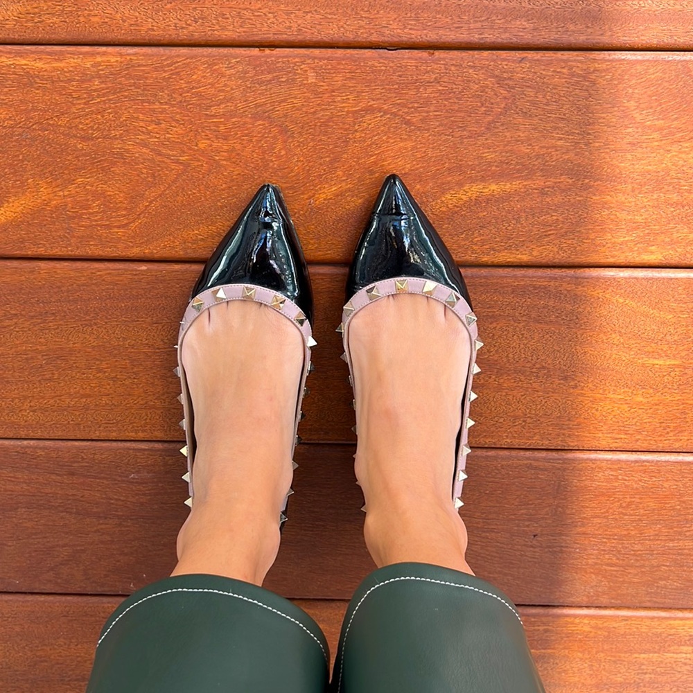 VALENTINO BLACK PATENT ROCKSTUD BALLET FLAT